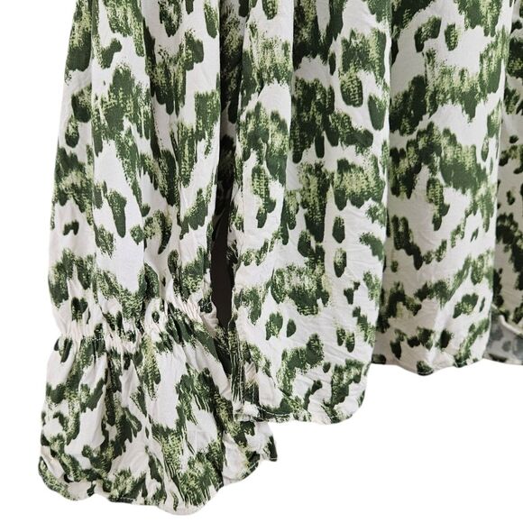 Eloquii Green and White Boho Peasant Top - Picture 4 of 6